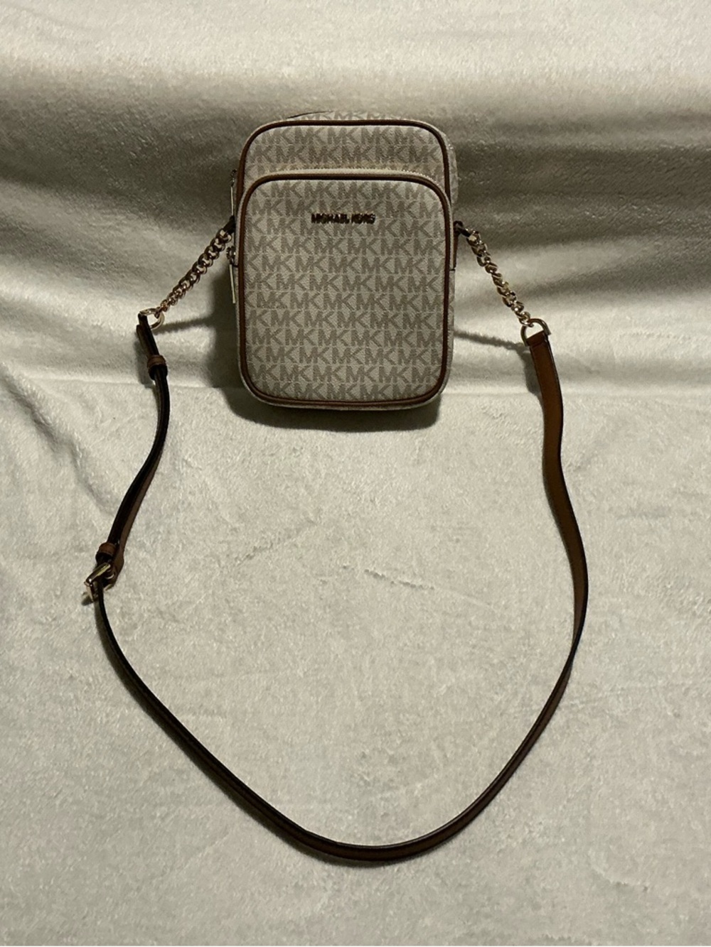 MICHAEL Michael Kors Jet Set Travel Vanilla Chain Crossbody